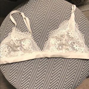 NWT Victoria’s Secret bralette